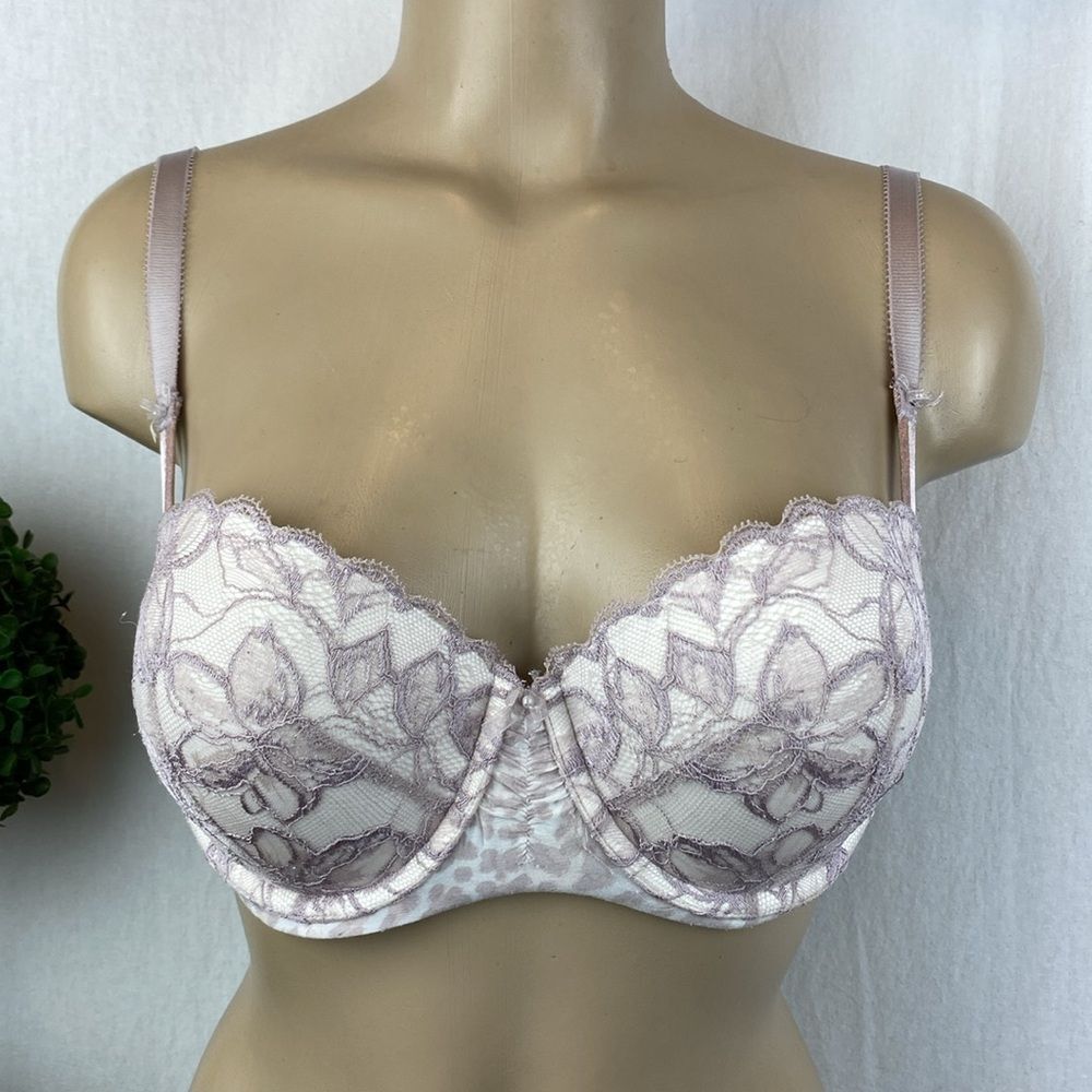 Victoria’s Secret Nude Graduated Padded Balconette Lace Cup Bra 36C